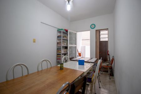 Casa à venda com 170m², 2 quartos e sem vagaEscritório