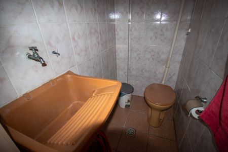 Casa à venda com 170m², 2 quartos e sem vagaBanheiro 2