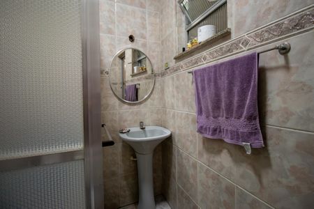 Casa à venda com 170m², 2 quartos e sem vagaBanheiro de serviço