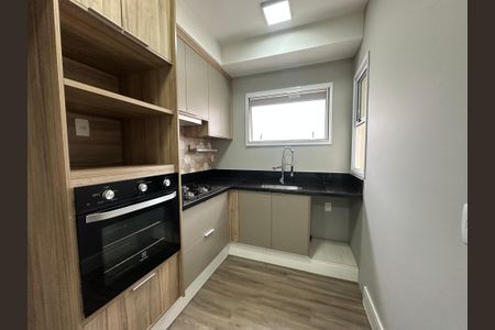 Apartamento para alugar com 107m², 2 quartos e 2 vagasCozinha