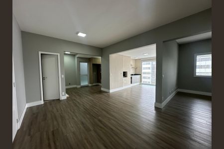 Apartamento para alugar com 107m², 2 quartos e 2 vagasSala