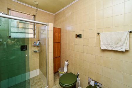 Casa à venda com 131m², 3 quartos e 2 vagasBanheiro