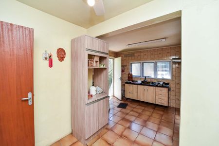 Casa à venda com 131m², 3 quartos e 2 vagasCozinha