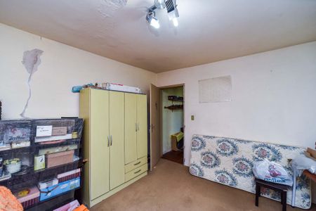 Casa à venda com 131m², 3 quartos e 2 vagasCasa Fundos/Quarto