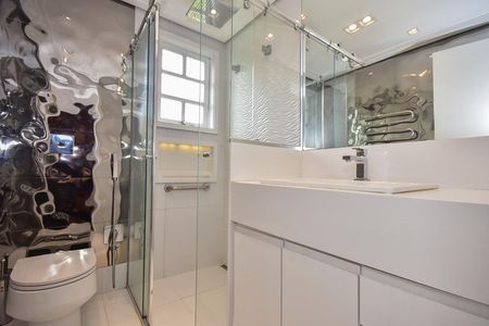 Casa de condomínio à venda com 466m², 3 quartos e 4 vagasBanheiro 2 da Suíte  3