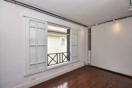 Casa de condomínio à venda com 466m², 3 quartos e 4 vagasSuíte 1