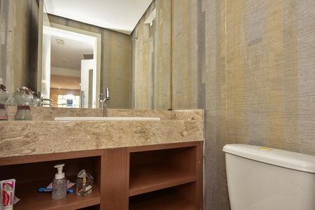 Casa de condomínio à venda com 466m², 3 quartos e 4 vagasLavabo 1