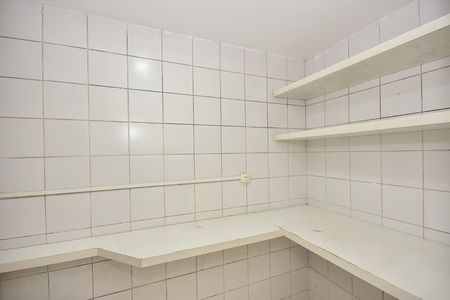 Casa de condomínio à venda com 466m², 3 quartos e 4 vagasDespensa