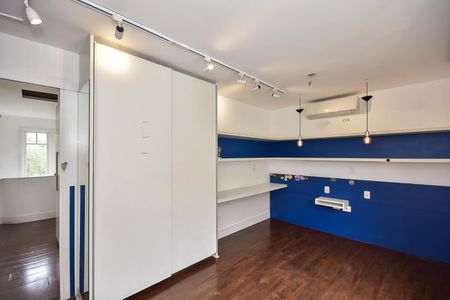 Casa de condomínio à venda com 466m², 3 quartos e 4 vagasSuíte 1