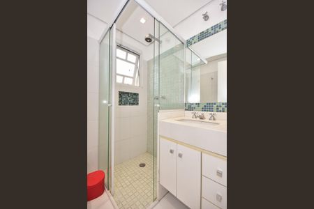 Casa de condomínio à venda com 466m², 3 quartos e 4 vagasBanheiro Suíte 2