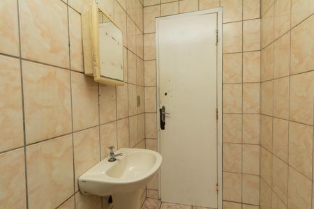 Casa para alugar com 30m², 2 quartos e sem vagaBanheiro