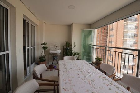 Sala de apartamento à venda com 3 quartos, 152m² em Centro, Jundiaí