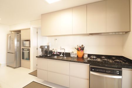 Apartamento à venda com 152m², 3 quartos e 3 vagasCozinha