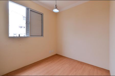 Apartamento à venda com 74m², 3 quartos e 2 vagasQuarto 2