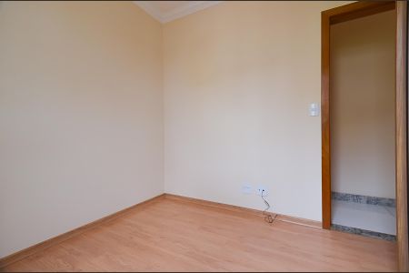 Apartamento à venda com 74m², 3 quartos e 2 vagasQuarto 2