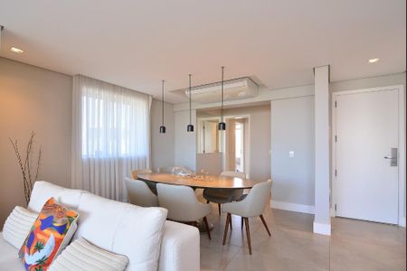 Foto 05 de apartamento à venda com 2 quartos, 142m² em Pinheiros, São Paulo