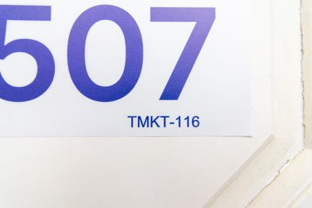 Casa de condomínio à venda com 147m², 3 quartos e 2 vagas Casa de condomínio à venda com 147m², 3 quartos e 2 vagasplaca