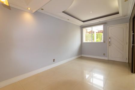 Casa de condomínio à venda com 147m², 3 quartos e 2 vagas Casa de condomínio à venda com 147m², 3 quartos e 2 vagasSala