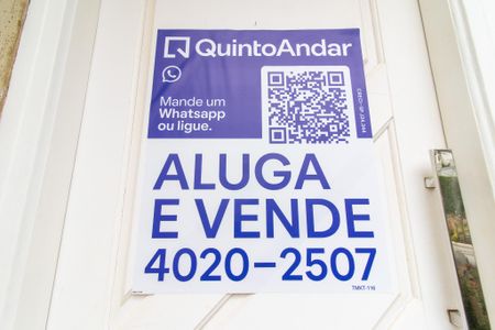 Casa de condomínio à venda com 147m², 3 quartos e 2 vagas Casa de condomínio à venda com 147m², 3 quartos e 2 vagasplaca