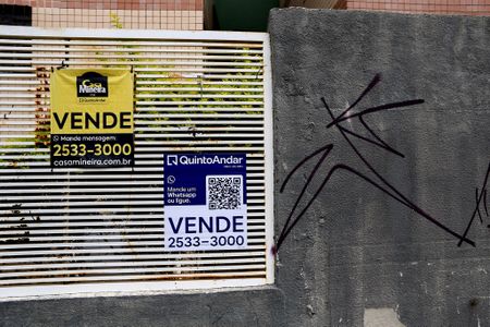 Apartamento à venda com 45m², 2 quartos e 1 vagaFachada com Plaquinha