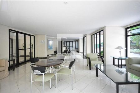 Apartamento para alugar com 57m², 2 quartos e 2 vagas Apartamento para alugar com 57m², 2 quartos e 2 vagasÁrea comum - Salão de festas