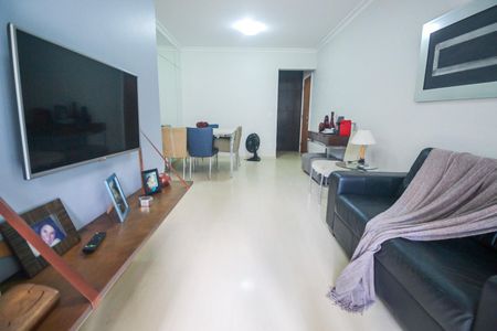 Apartamento para alugar com 57m², 2 quartos e 2 vagasSala