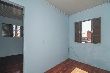 Sala de apartamento para alugar com 1 quarto, 40m² em Rubem Berta, Porto Alegre