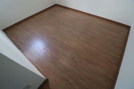 Quarto 1 de apartamento para alugar com 2 quartos, 45m² em Vila Maria, Uberlândia
