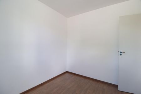 Quarto 1 de apartamento para alugar com 2 quartos, 45m² em Vila Maria, Uberlândia
