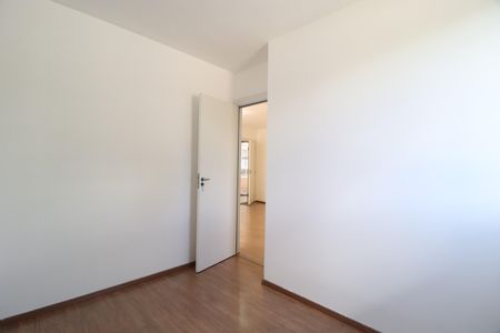 Quarto 1 de apartamento para alugar com 2 quartos, 45m² em Vila Maria, Uberlândia