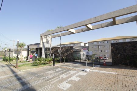 Apartamento para alugar com 45m², 2 quartos e 1 vagaFachada e portaria