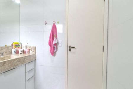 Casa de condomínio à venda com 190m², 3 quartos e 2 vagasBanheiro da Suíte 3 