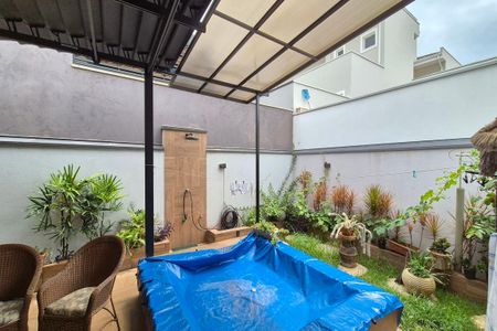 Casa de condomínio à venda com 190m², 3 quartos e 2 vagasVista da suíte 3 