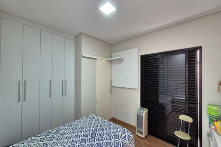 Casa de condomínio à venda com 190m², 3 quartos e 2 vagasQuarto 2 - Suíte