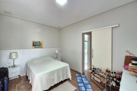 Casa de condomínio à venda com 190m², 3 quartos e 2 vagasQuarto 3 - Suíte