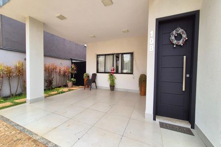 Casa de condomínio à venda com 190m², 3 quartos e 2 vagasGaragem 