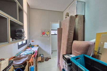 Casa de condomínio à venda com 190m², 3 quartos e 2 vagasEscritório