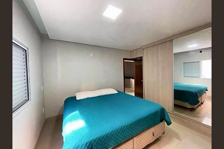 Casa para alugar com 3 quartos, 150m² em Jardim Patricia, Uberlândia