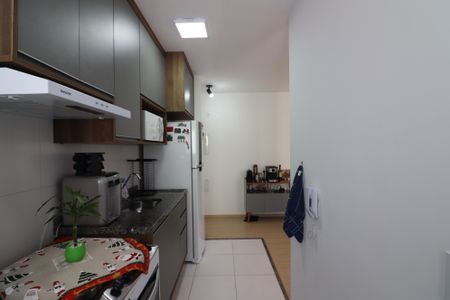 Apartamento à venda com 48m², 2 quartos e 1 vagaCozinha e Área de Serviço
