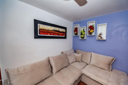 Apartamento à venda com 2 quartos, 45m² em Frei Leopoldo, Belo Horizonte