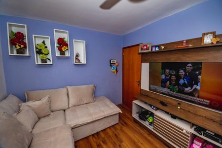 Apartamento à venda com 2 quartos, 45m² em Frei Leopoldo, Belo Horizonte