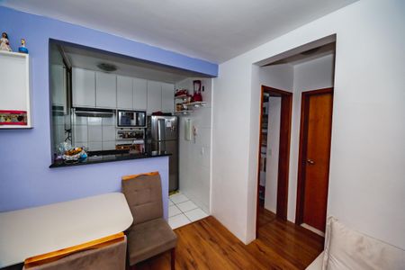 Apartamento à venda com 2 quartos, 45m² em Frei Leopoldo, Belo Horizonte