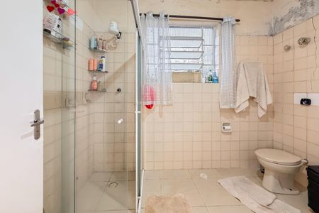 Casa à venda com 79m², 2 quartos e 2 vagasBanheiro