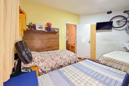 Casa à venda com 79m², 2 quartos e 2 vagasQuarto 