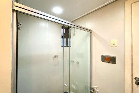 Studio para alugar com 42m², 1 quarto e sem vaga Studio para alugar com 42m², 1 quarto e sem vagaBanheiro da Suíte