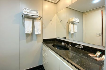 Studio para alugar com 42m², 1 quarto e sem vaga Studio para alugar com 42m², 1 quarto e sem vagaBanheiro da Suíte