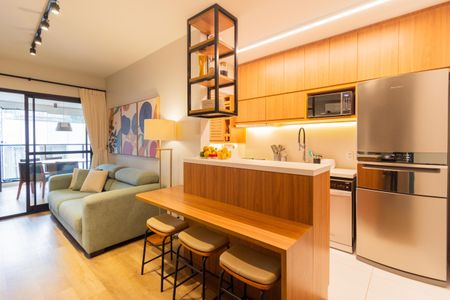 Sala de apartamento à venda com 2 quartos, 79m² em Pinheiros, São Paulo