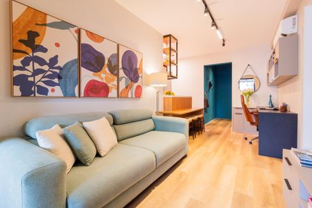 Sala de apartamento à venda com 2 quartos, 79m² em Pinheiros, São Paulo