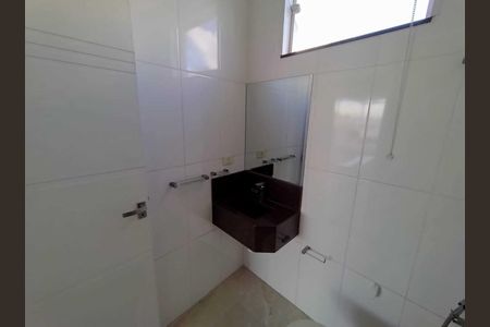 Casa para alugar com 228m², 2 quartos e 1 vagaBanheiro