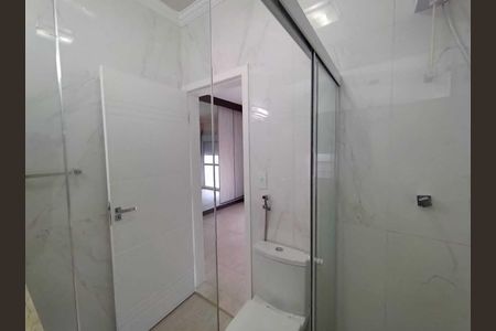 Casa para alugar com 228m², 2 quartos e 1 vagaBanheiro